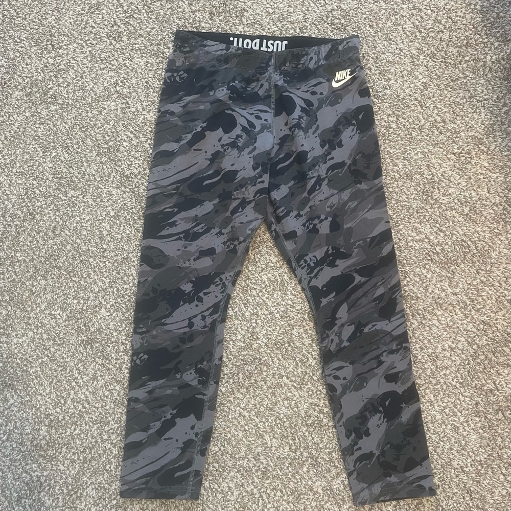 Nike leggings